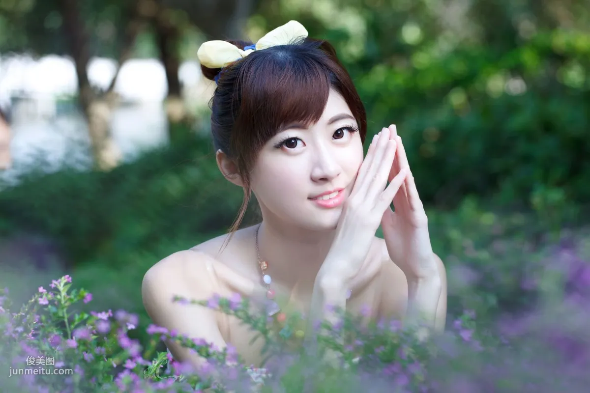 Taiwan Model Queena / Lin Mojing, Park Outdoor Shoot Photo Set photo 6