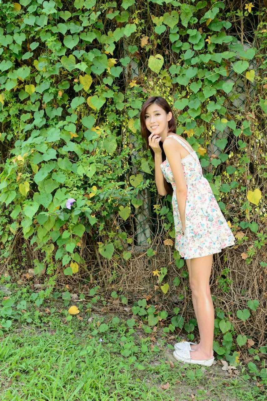 Kila Jingjing/Jin Yunqiao, Street Snap Suspender Dress Series Photo Set photo 39