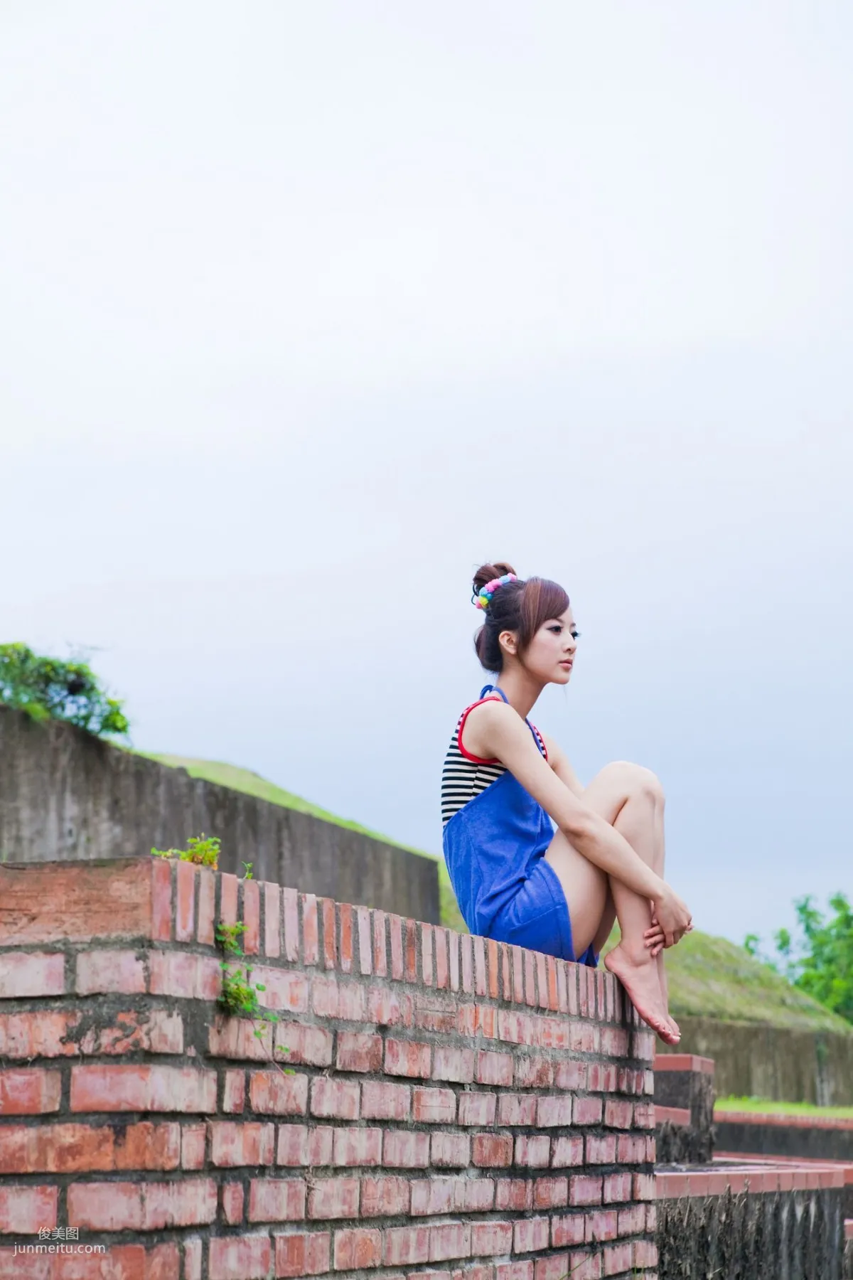 Zhang Kaijie/Mikako 'Zhongxing New Village Outdoor Shoot' Photo Set photo 102