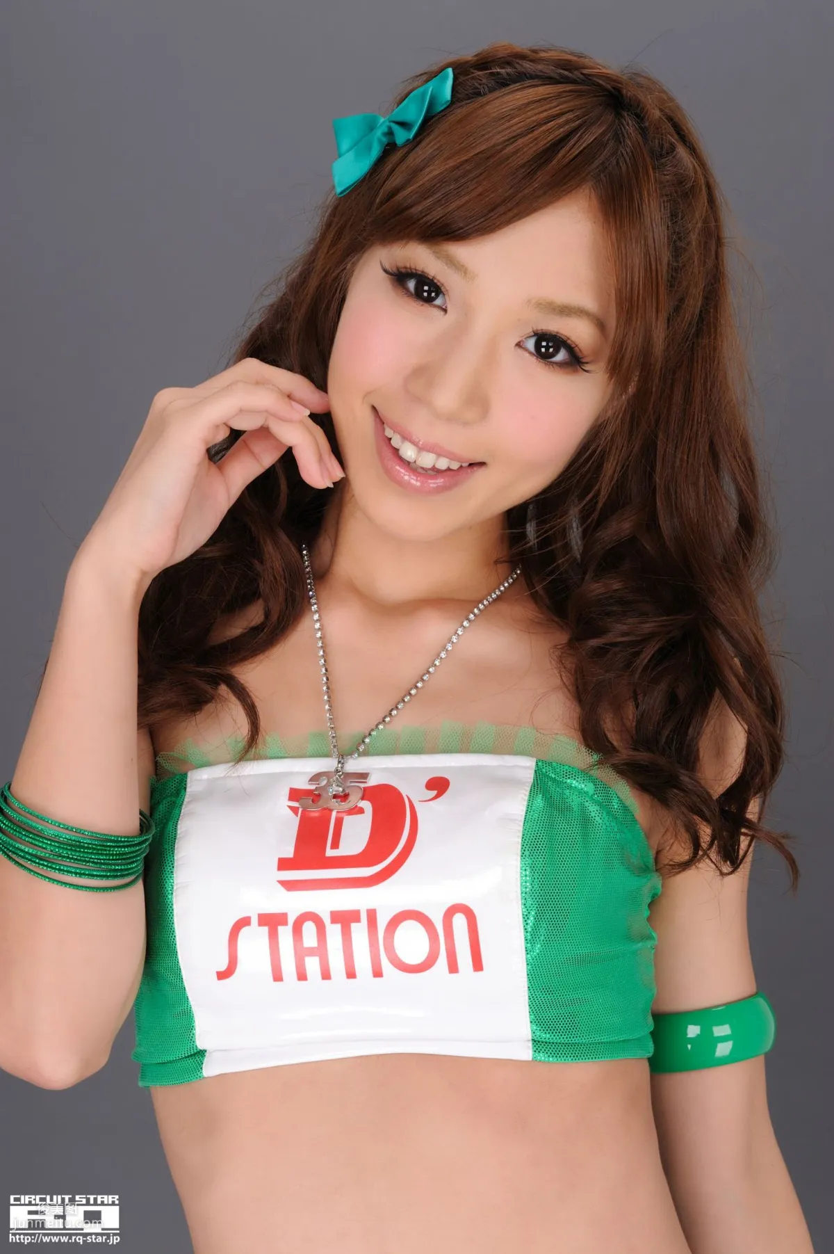 [RQ-STAR] NO.00546 Yuko Momokawa 桃川祐子 Race Queen 寫真集 46
