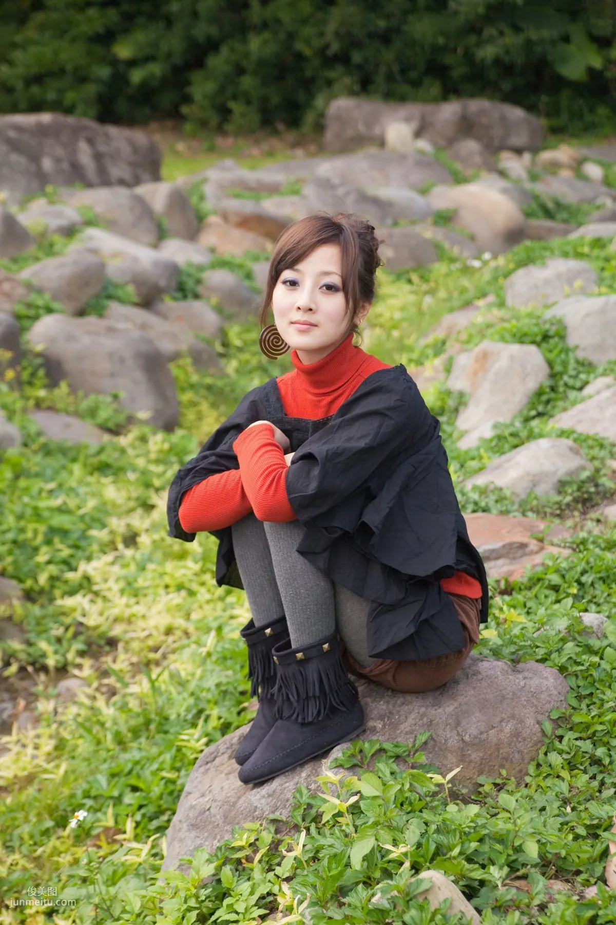 Mikako, Shuangxi Park + Indigenous Park Part I Photo Set photo 36