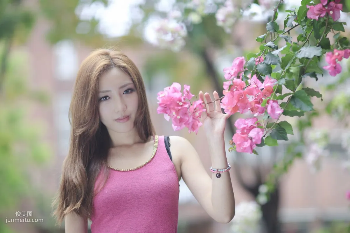 Taiwan Goddess Syuan Zhao Yun, Zhishan Garden Outdoor Photo Set photo 33