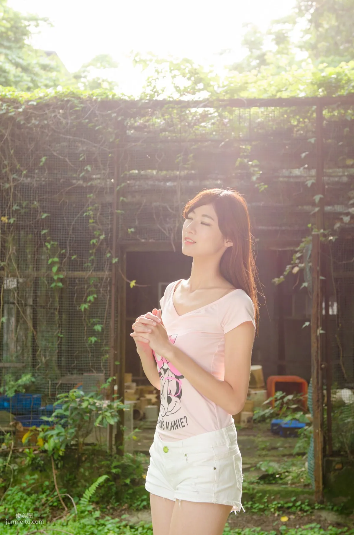Queena/林茉晶《台大外拍》写真集18