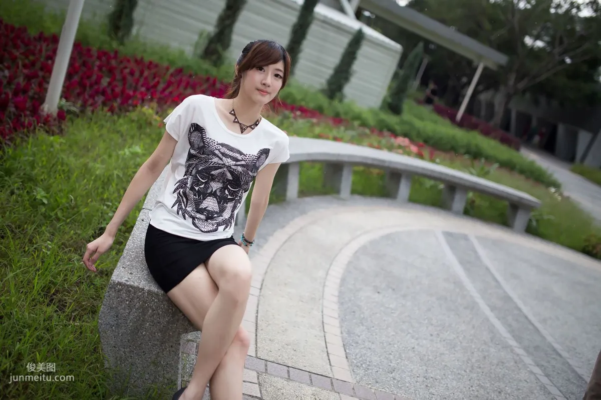 Taiwan Model Queena / Lin Mojing, Park Outdoor Shoot Photo Set photo 34