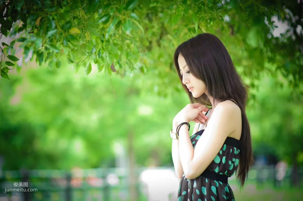 Zhang Kaijie, Yonghe No.4 Park Outdoor Shoot Photo Set photo 12