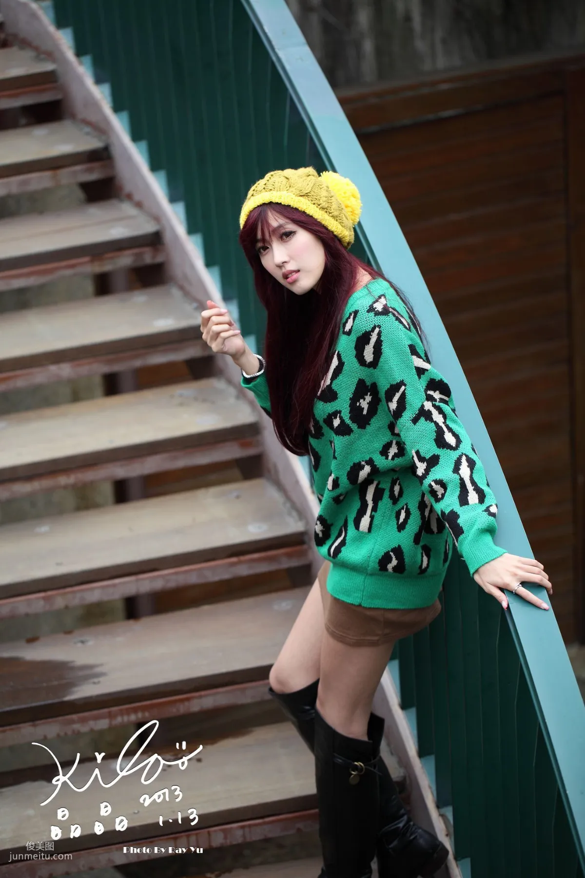 Taiwan Model Liao Tingling/Kila Jingjing, Green Long Coat + Long Boots, Street Snap Photo Set photo 19