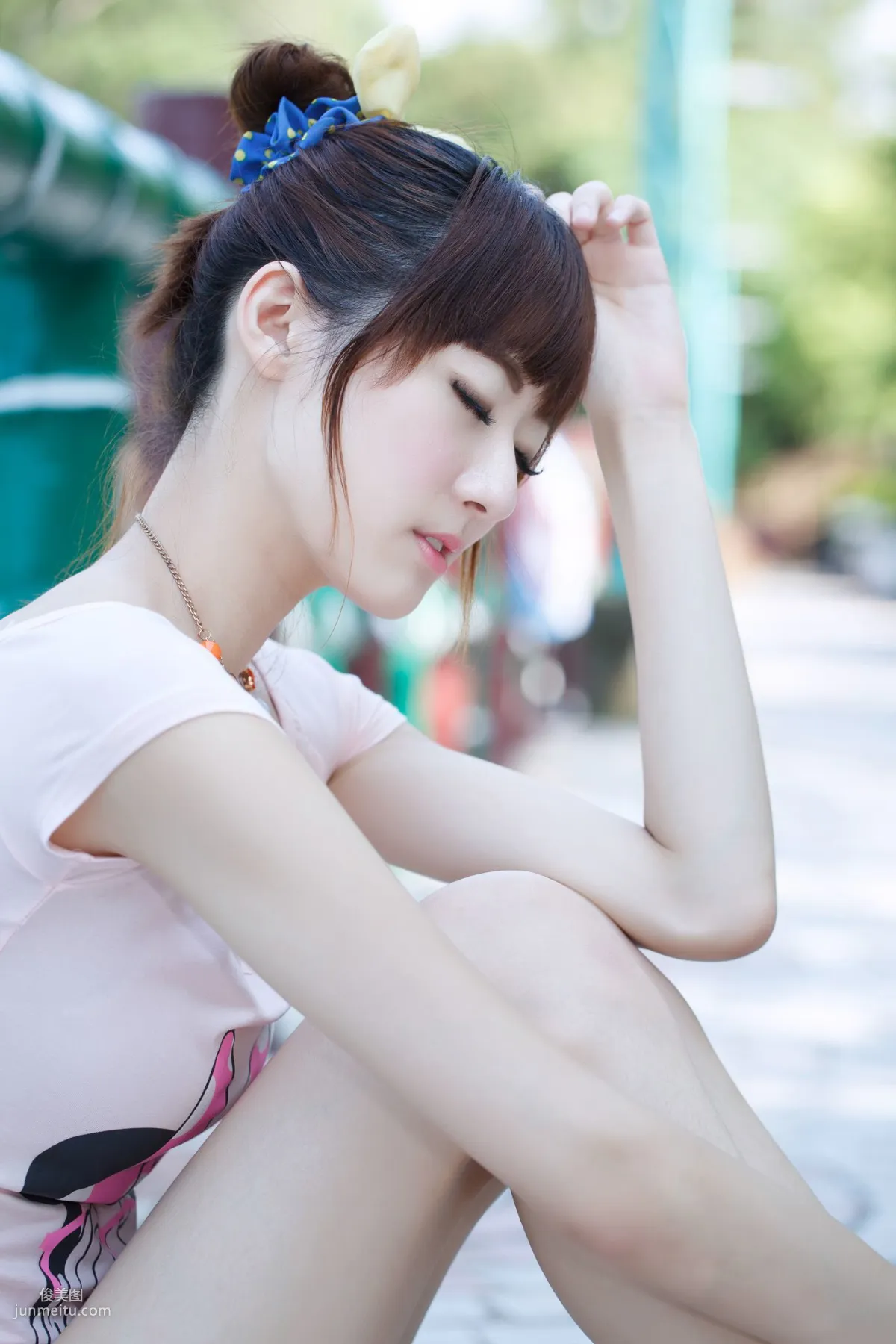 Queena/林茉晶《台大外拍》寫真集 3