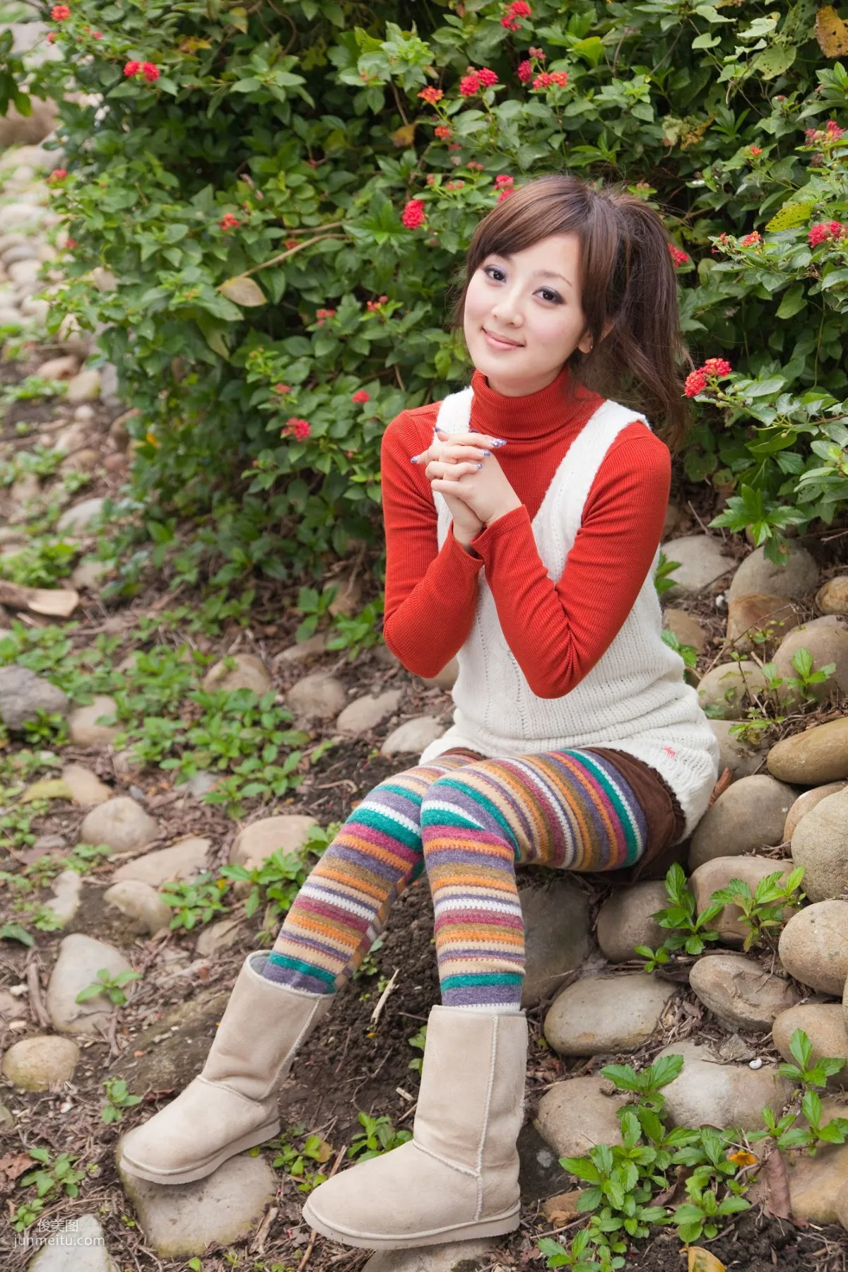 Mikako, Shuangxi Park + Indigenous Park Part I Photo Set photo 58