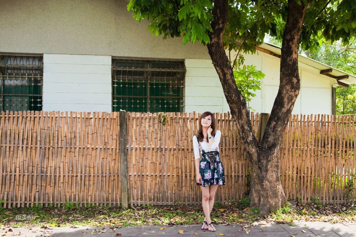 Zhang Kaijie/Mikako 'Zhongxing New Village Outdoor Shoot' Photo Set photo 11