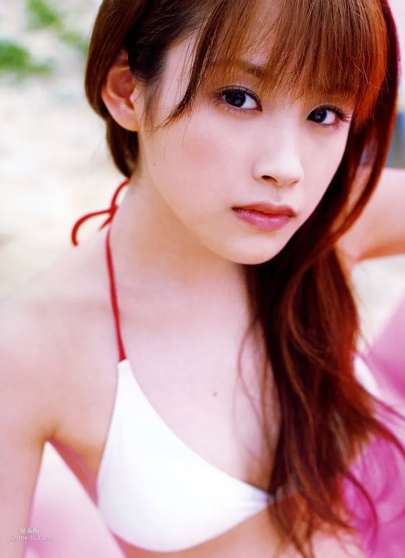 Ai Takahashi 高橋愛《Love Hello》 [PB寫真集] 37