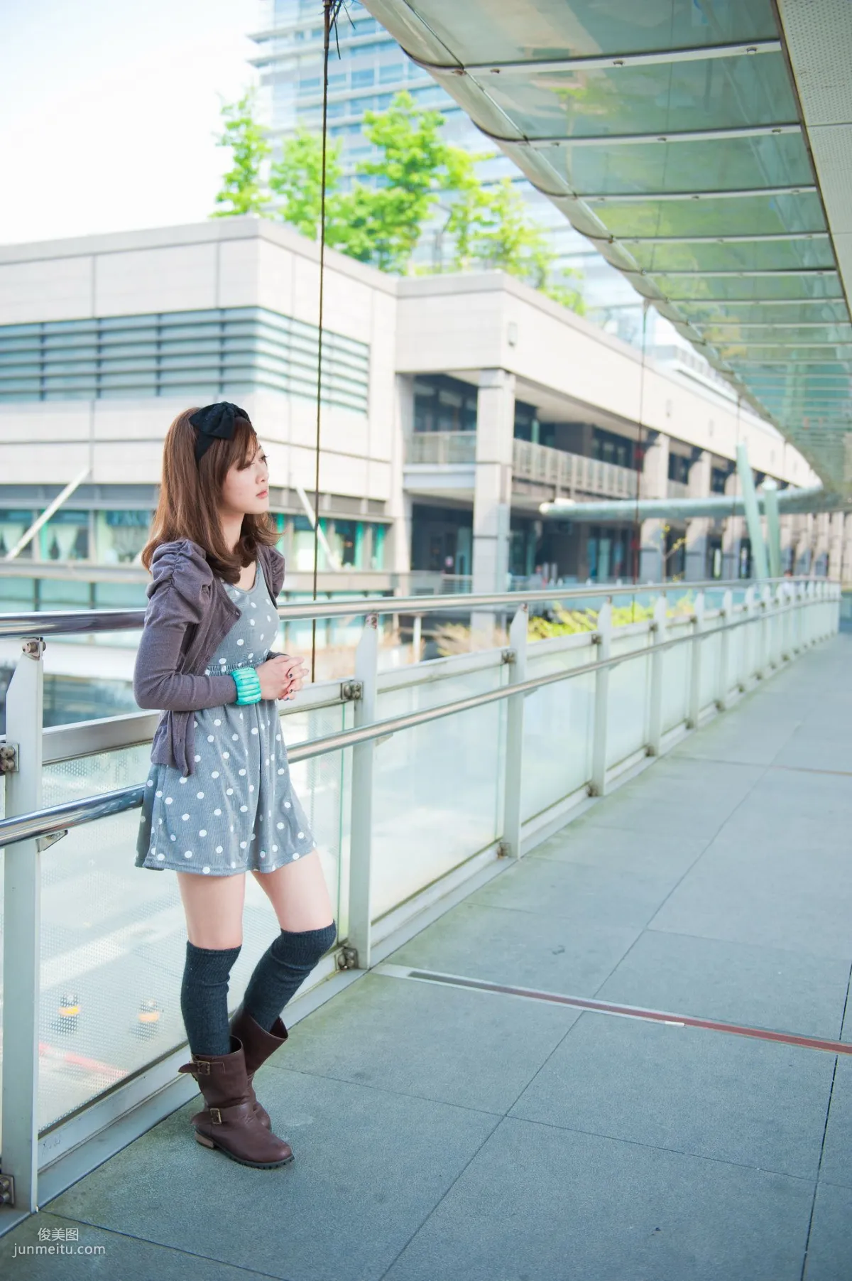 台灣美女果子MM《時裝外拍》寫真集 22