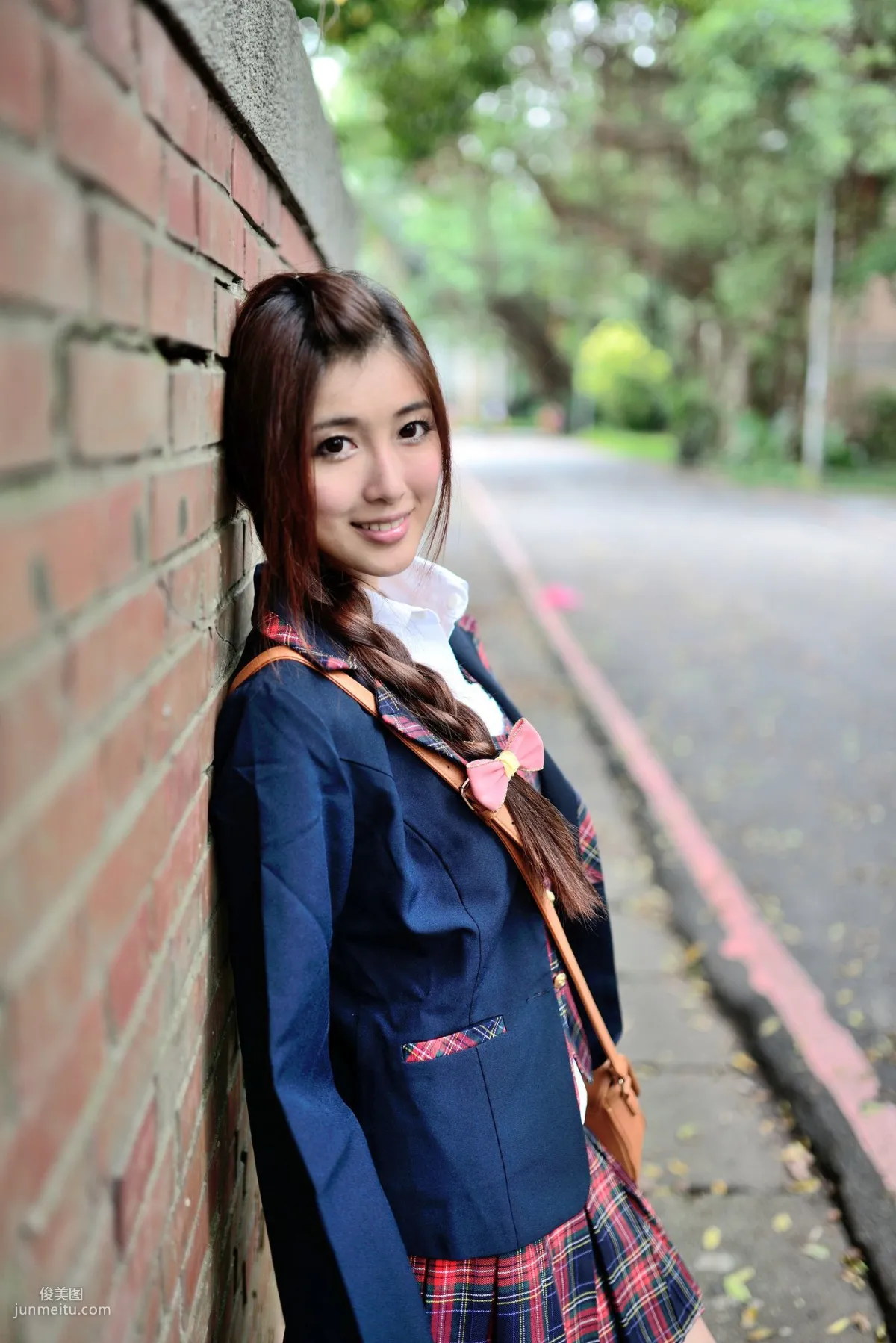 廖挺伶/Kila晶晶《极品学妹 放学路上》写真集4