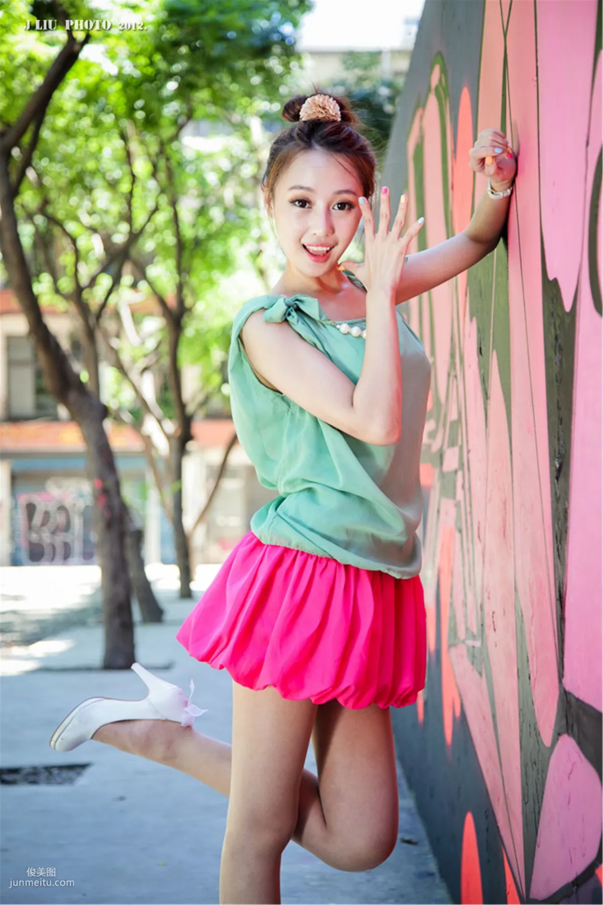 台灣妹子Barbie《西門街拍》寫真集 19