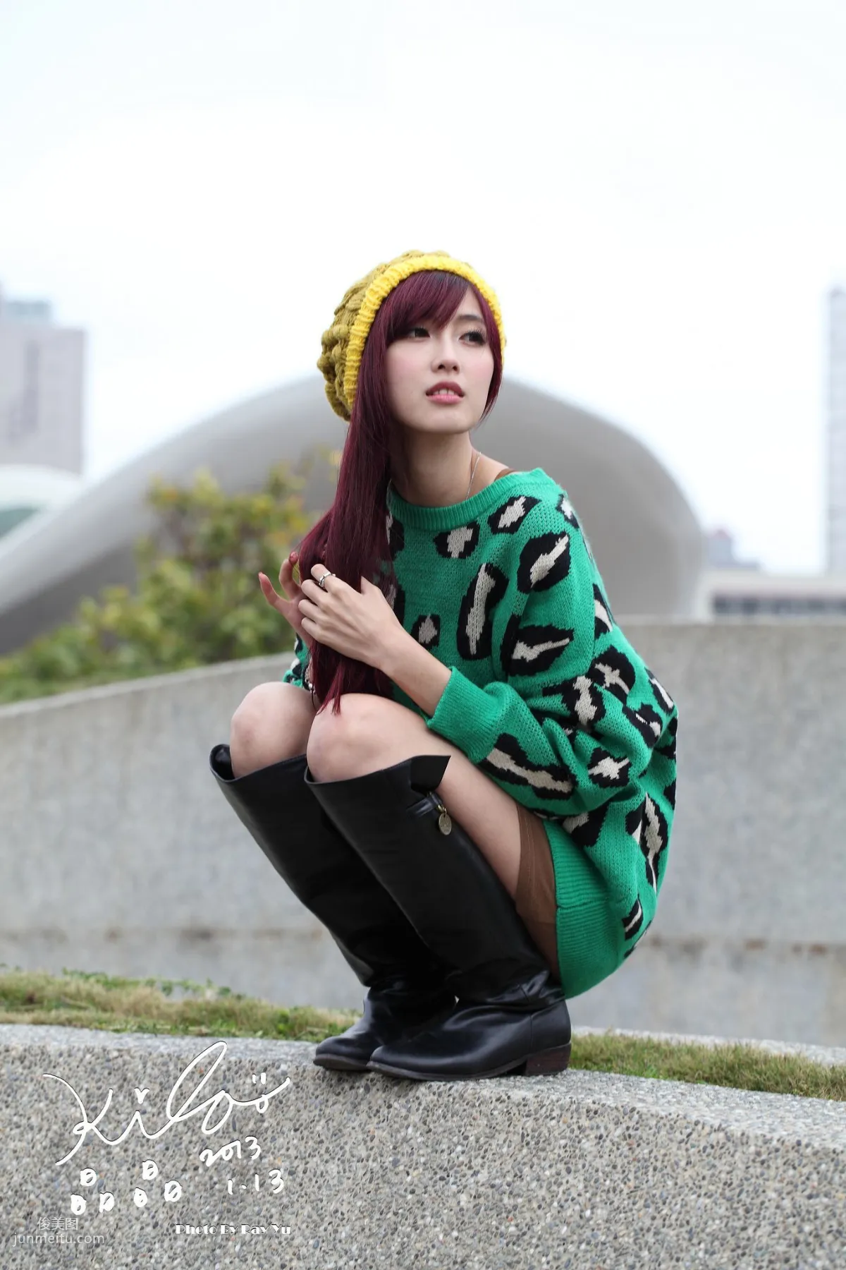 Taiwan Model Liao Tingling/Kila Jingjing, Green Long Coat + Long Boots, Street Snap Photo Set photo 57