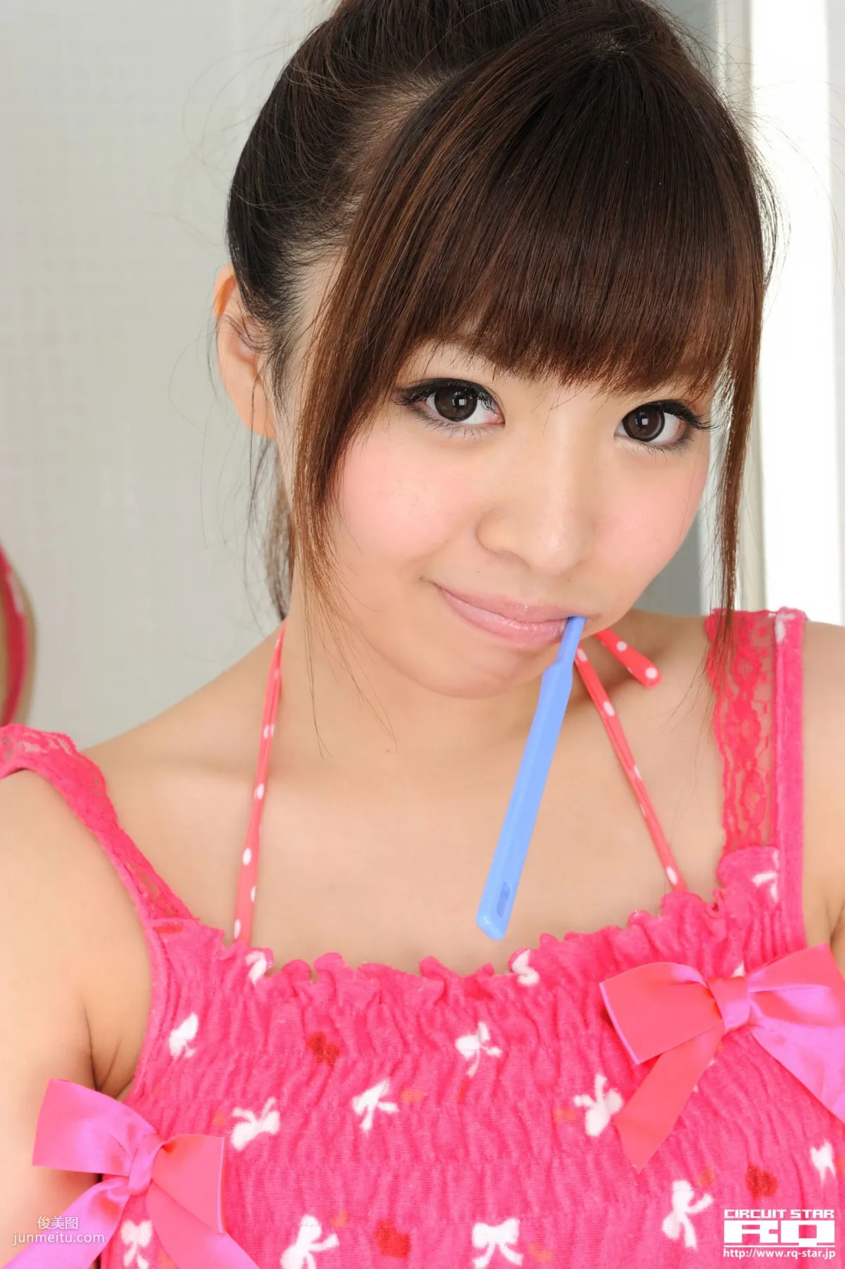 [RQ-STAR] NO.00517 Mayuka Kuroda 黒田萬結花 Swim Suits 寫真集 23