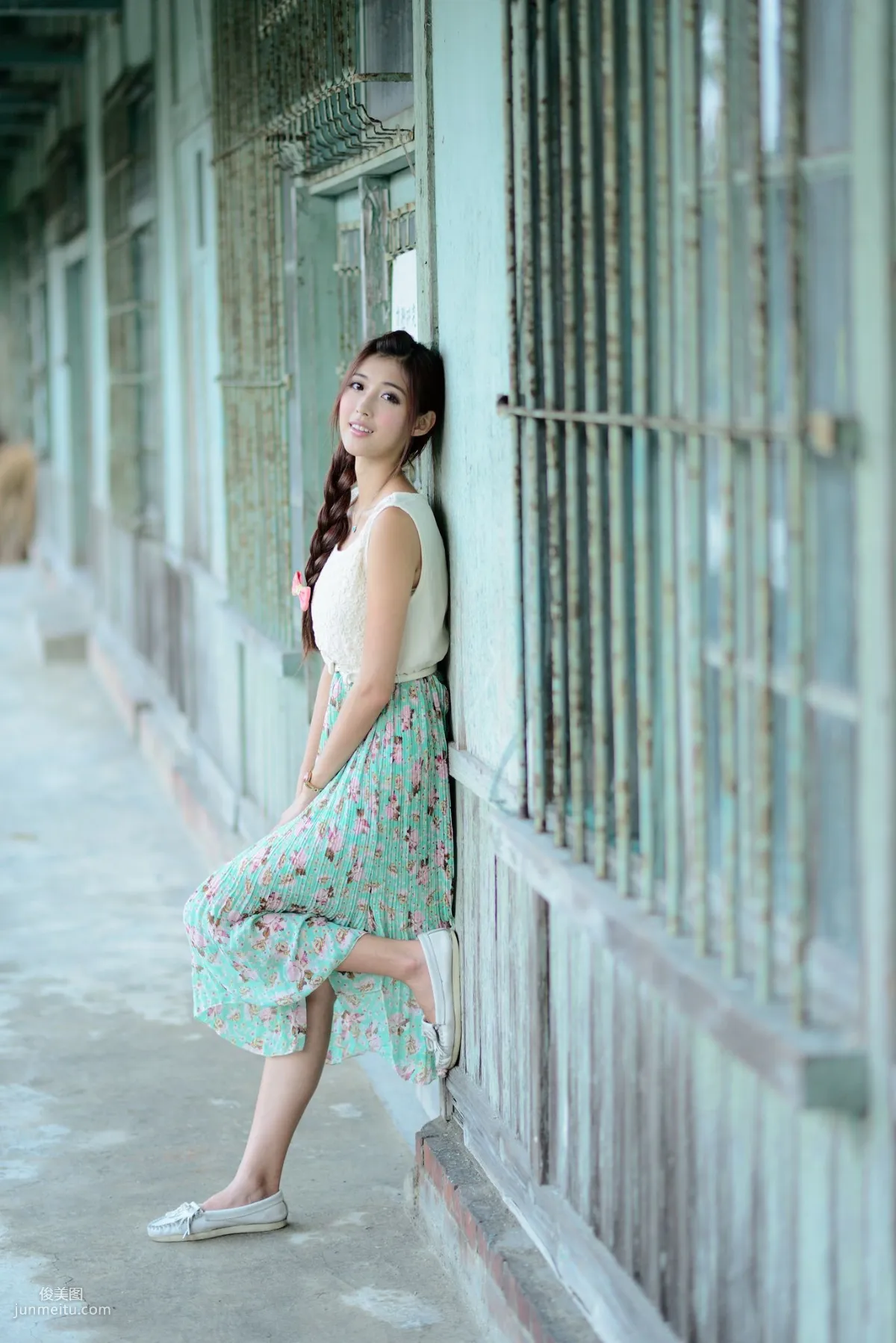 Kila Jingjing / Jin Yunqiao, Fresh and Beautiful Long Dress Outdoor Photo Set photo 3