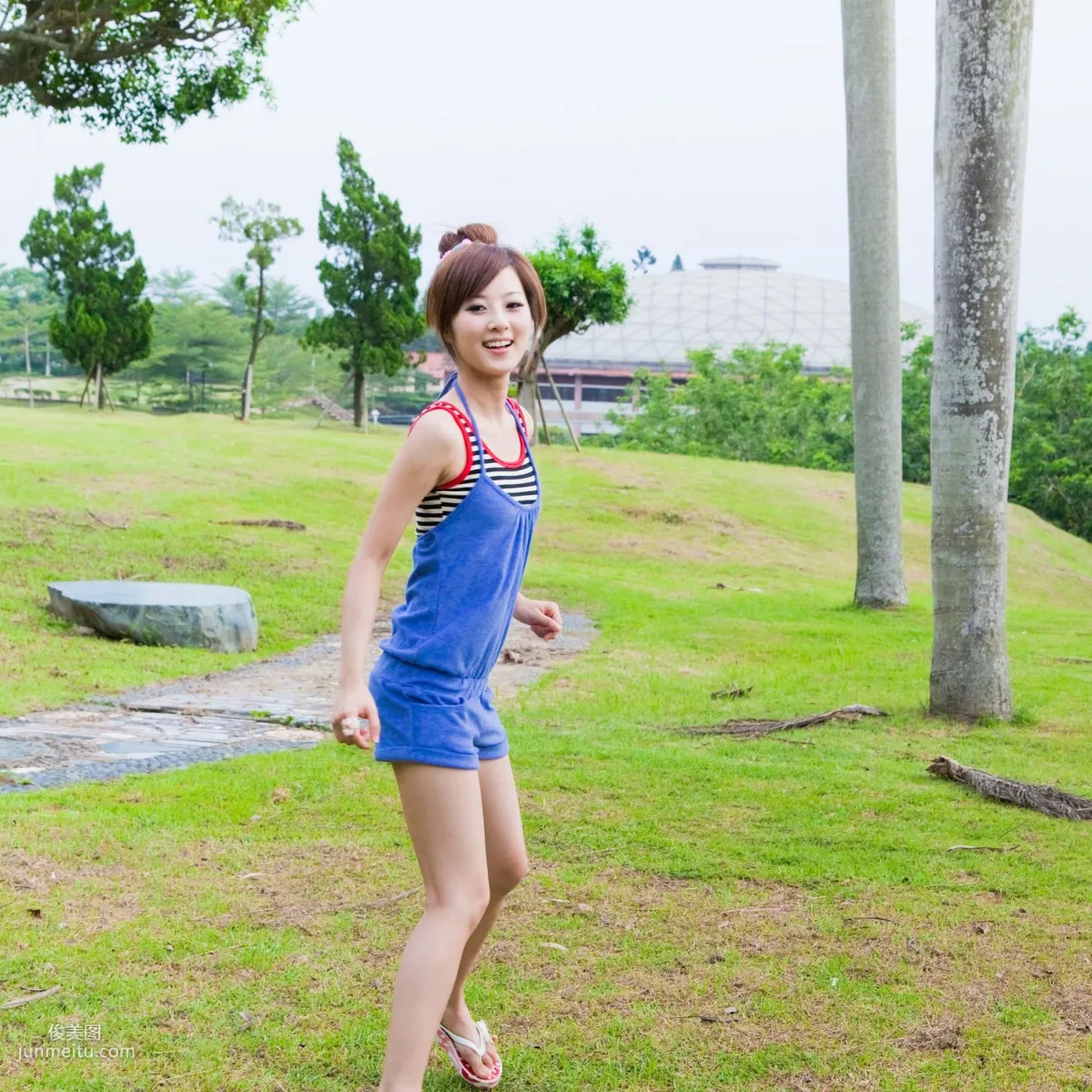 Zhang Kaijie/Mikako 'Zhongxing New Village Outdoor Shoot' Photo Set photo 85