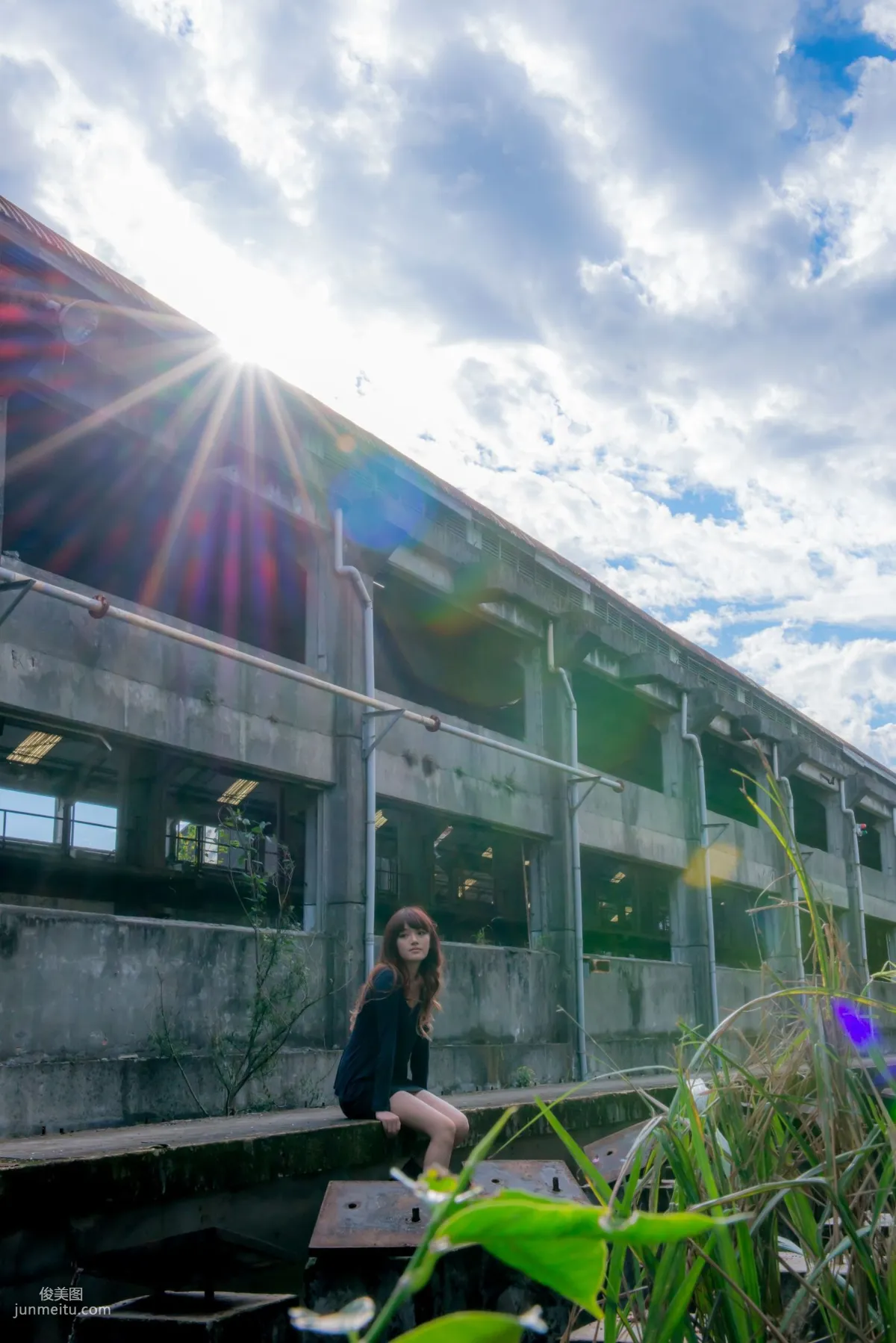 Taiwan Beauty Lin Gangyi Didy, Ruined Station Beautiful Outdoor Shoot, Photo Set photo 9