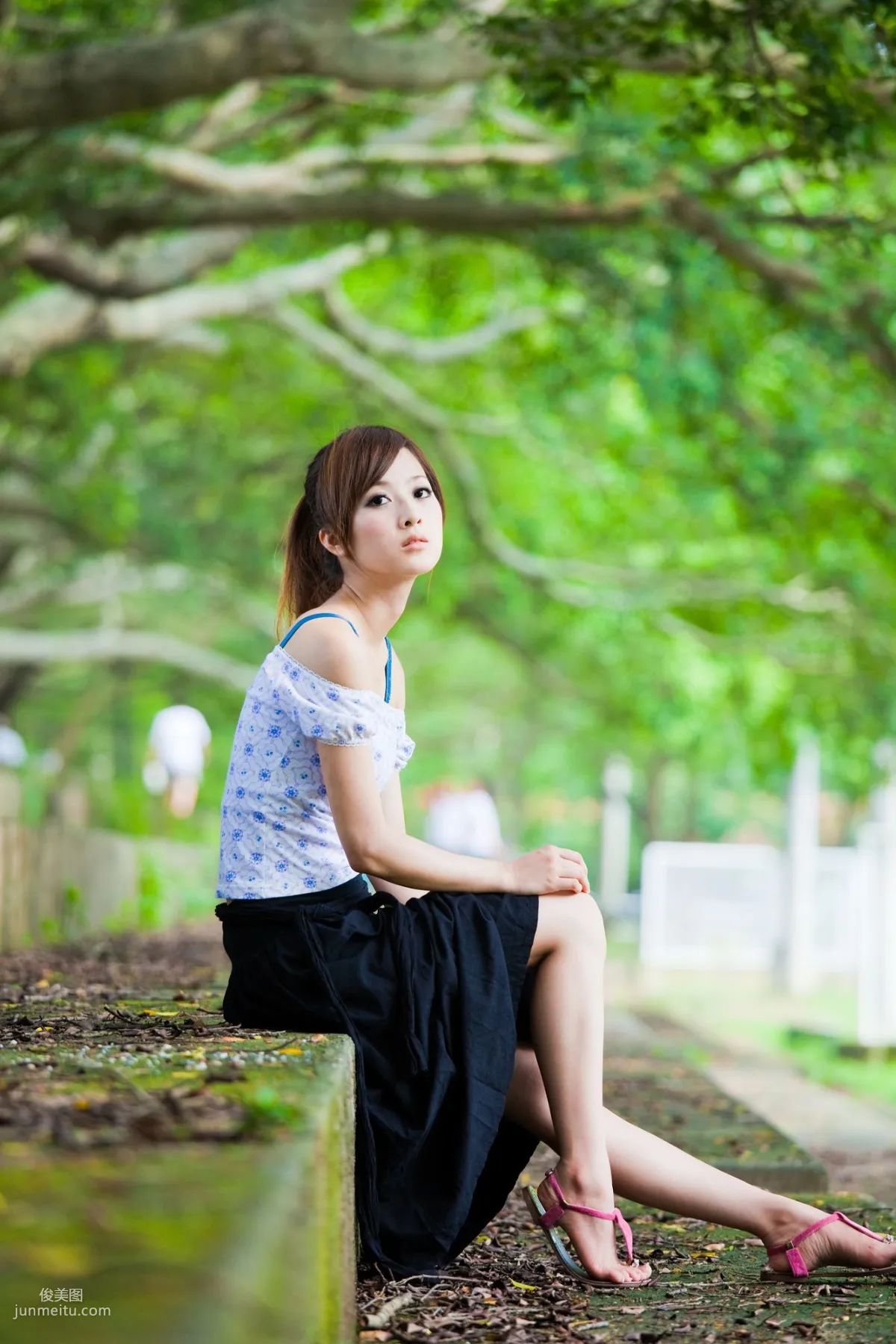 Zhang Kaijie/Mikako 'Zhongxing New Village Outdoor Shoot' Photo Set photo 64