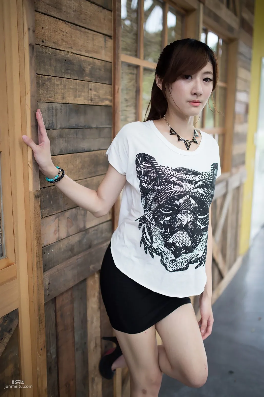 Taiwan Model Queena / Lin Mojing, Park Outdoor Shoot Photo Set photo 33