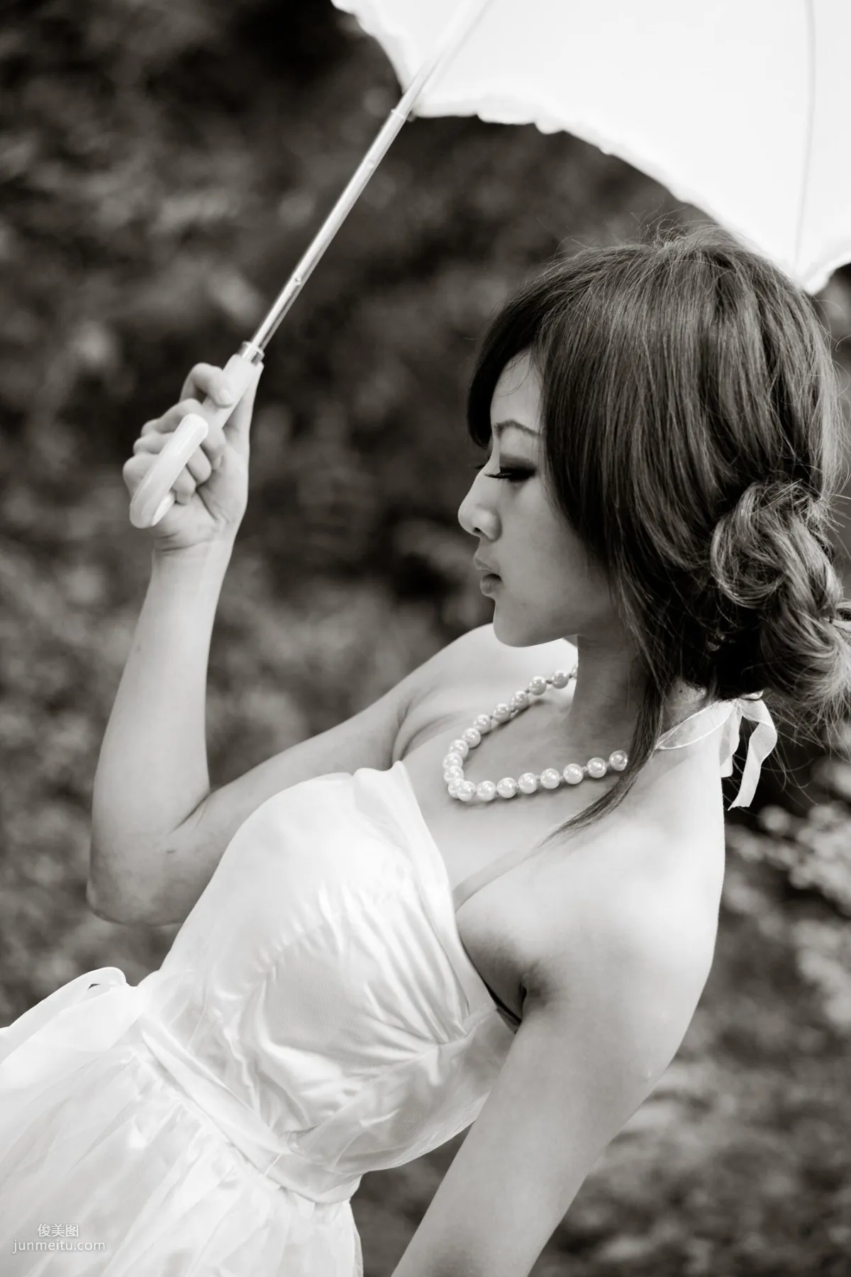 Mikako/Zhang Kaijie White Waltz x Black Obsession Yangmingshan Zhuzihu Outdoor Shoot Photo Set photo 39