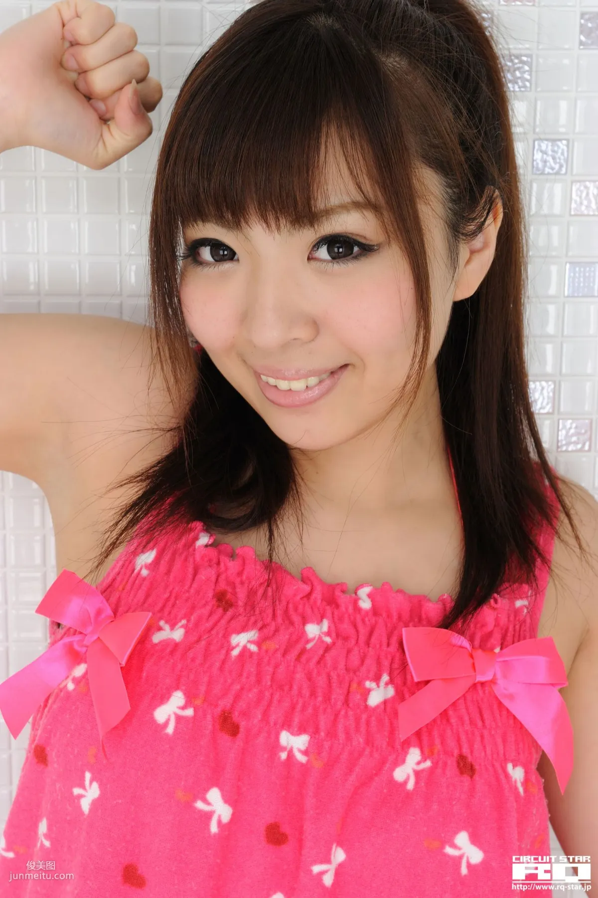 [RQ-STAR] NO.00517 Mayuka Kuroda 黒田萬結花 Swim Suits 寫真集 43