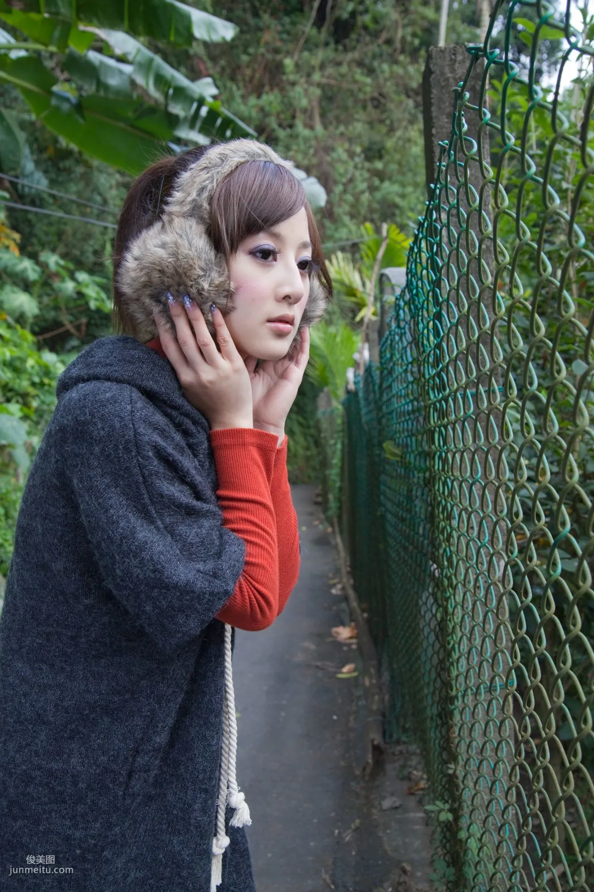 Mikako, Shuangxi Park + Indigenous Park Part I Photo Set photo 44