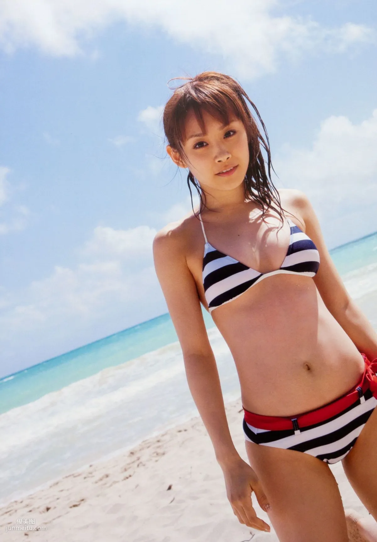 高橋愛 《Katachi》 [PhotoBook] 寫真集 21