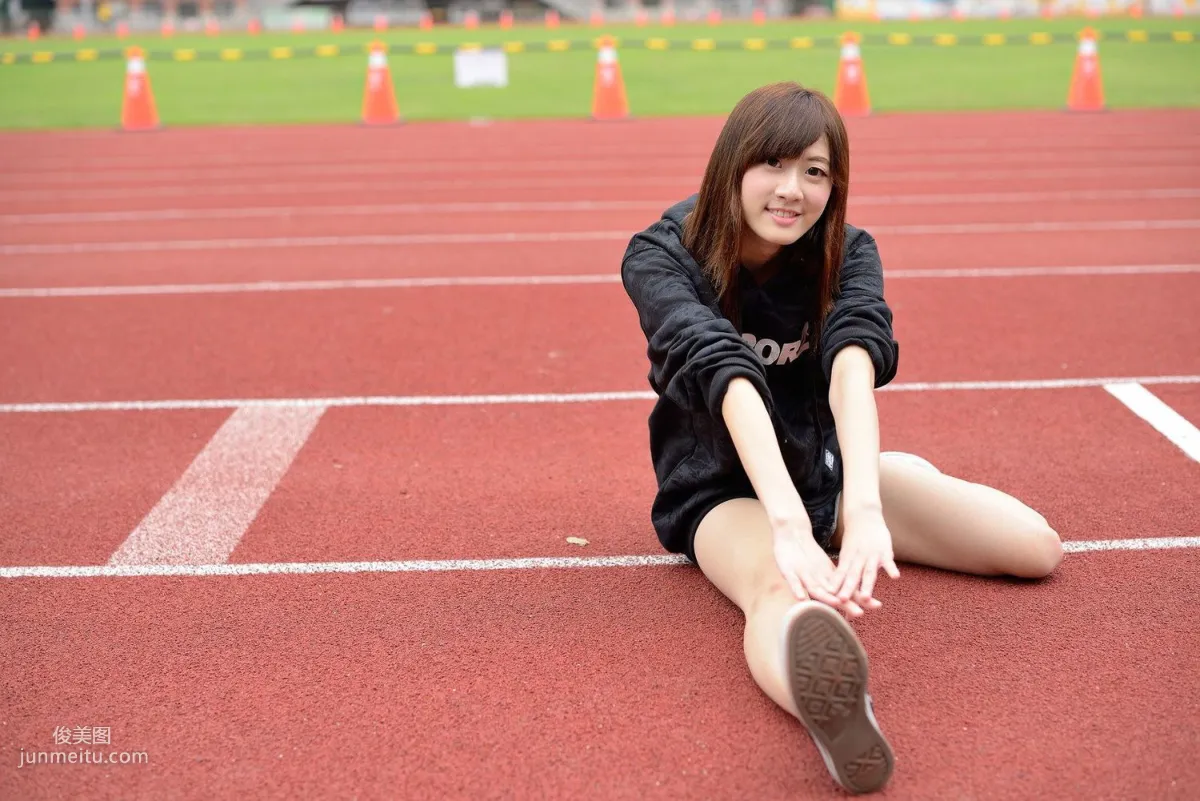Taiwan Beauty Lin Mojing/Queena 'Junior Schoolmate Era' Photo Set photo 44