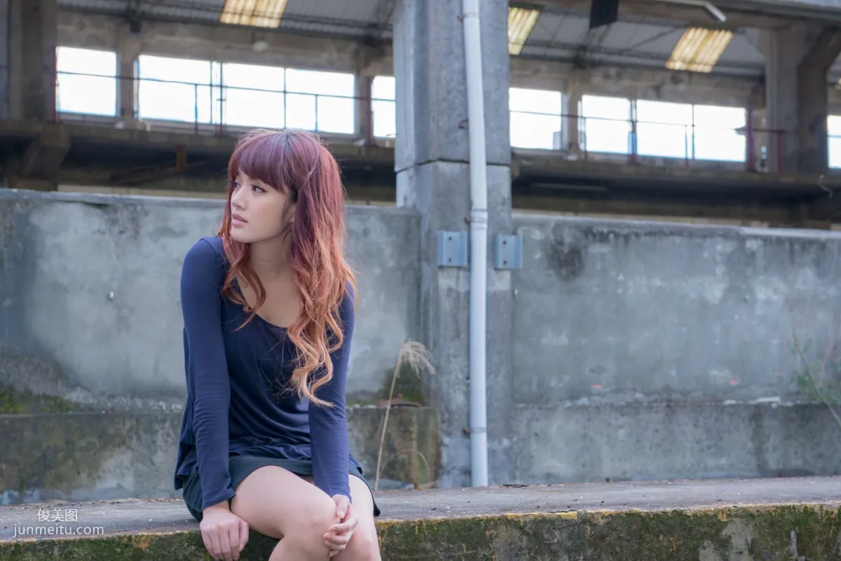 Taiwan Beauty Lin Gangyi Didy, Ruined Station Beautiful Outdoor Shoot, Photo Set photo 52
