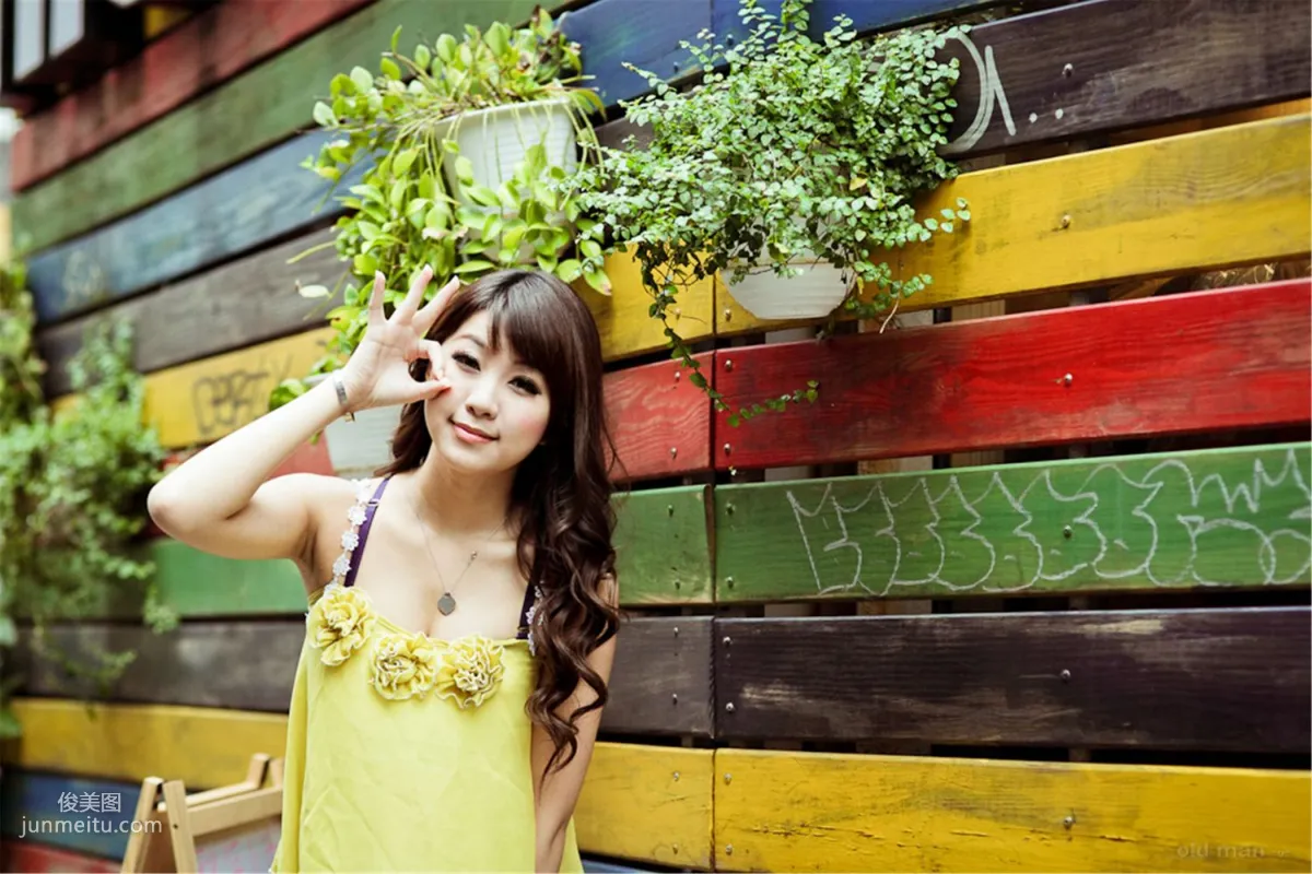 Ivy Chen, Zhongxiao Dunhua Afternoon Street Snap Photo Set photo 45