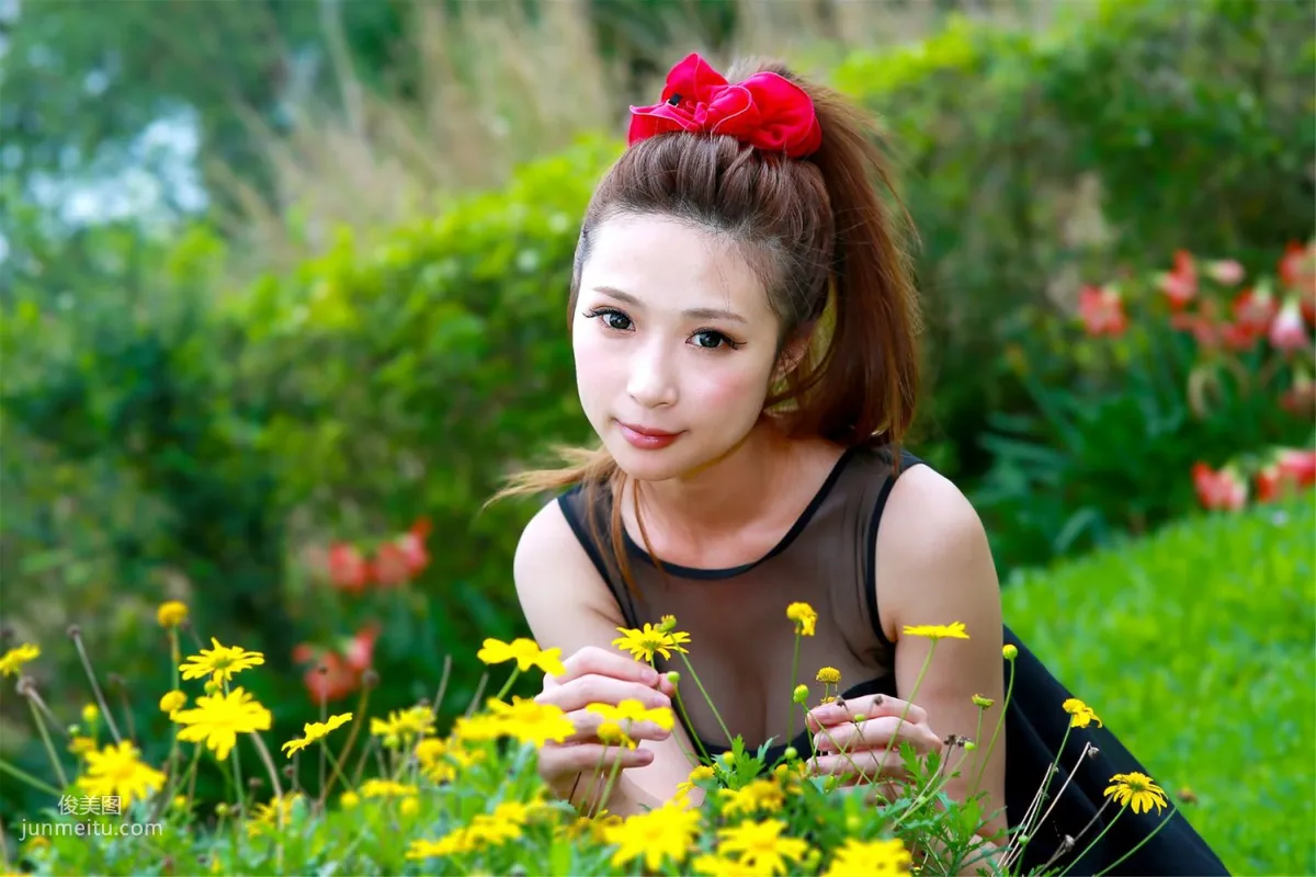 Taiwan Girl Lin Xiaoba 'Spring Outing Outdoor Shoot' Photo Set photo 17