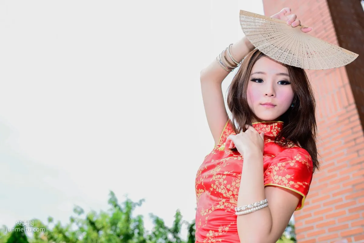 Taiwan Model A Bu, Red and Black Qipao Series Outdoor Shoot Photo Set photo 67