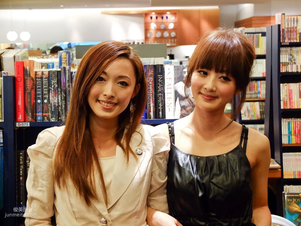 Guozi MM/Zhang Yunfei, Beautiful Makeup Book Signing Event HD Event Photos photo 17