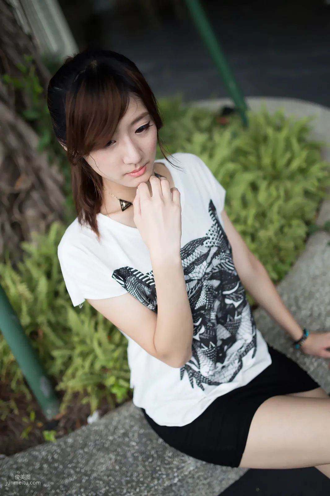 Taiwan Model Queena / Lin Mojing, Park Outdoor Shoot Photo Set photo 20