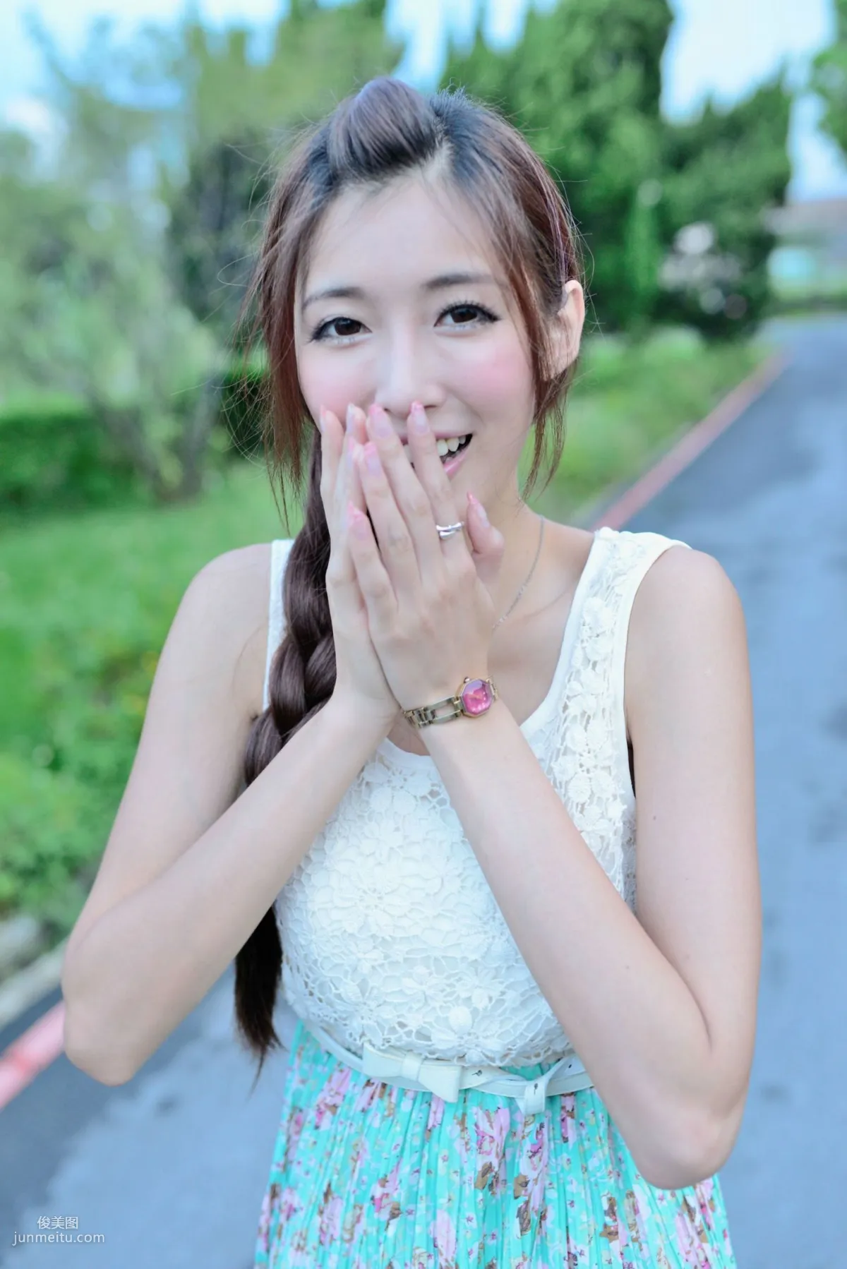 Kila Jingjing / Jin Yunqiao, Fresh and Beautiful Long Dress Outdoor Photo Set photo 56