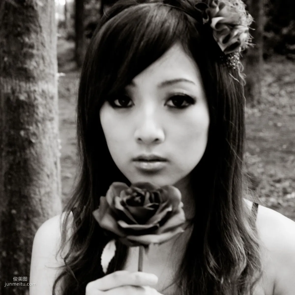 Mikako/Zhang Kaijie White Waltz x Black Obsession Yangmingshan Zhuzihu Outdoor Shoot Photo Set photo 118