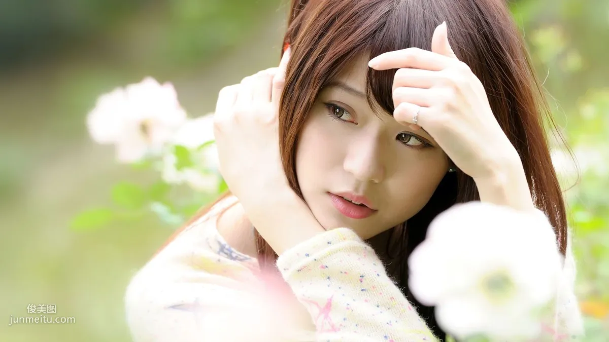 Taiwan Beauty Qiu Yuxuan White, Campus Outdoor Shoot Photo Set photo 19