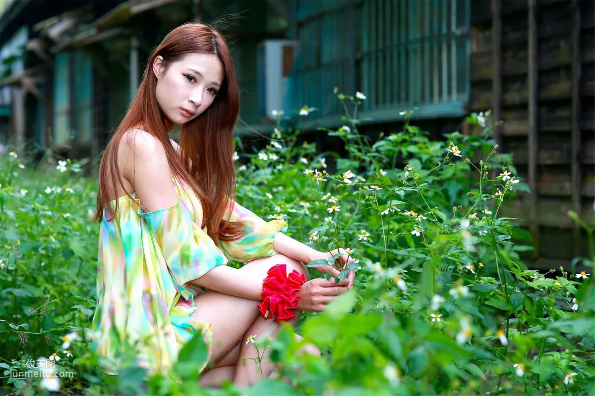 Taiwan Girl Lin Xiaoba 'Spring Outing Outdoor Shoot' Photo Set photo 14