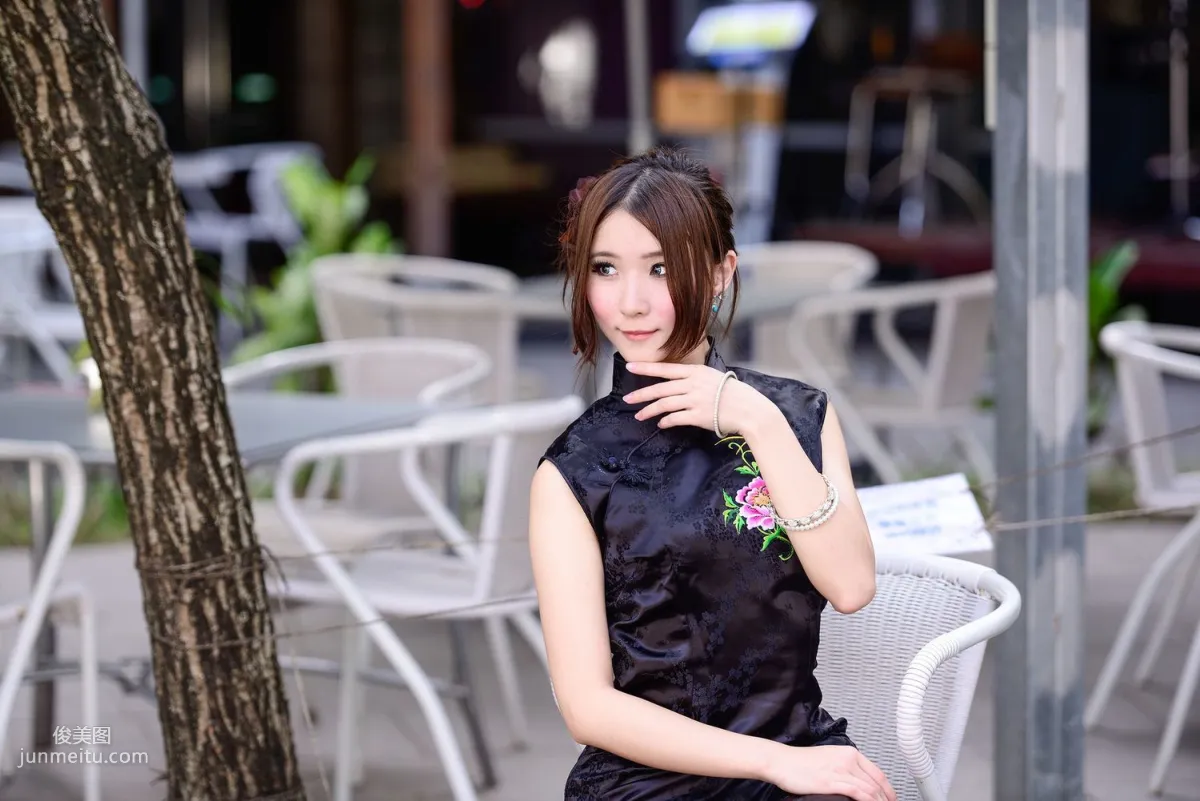 Taiwan Model A Bu, Red and Black Qipao Series Outdoor Shoot Photo Set photo 83