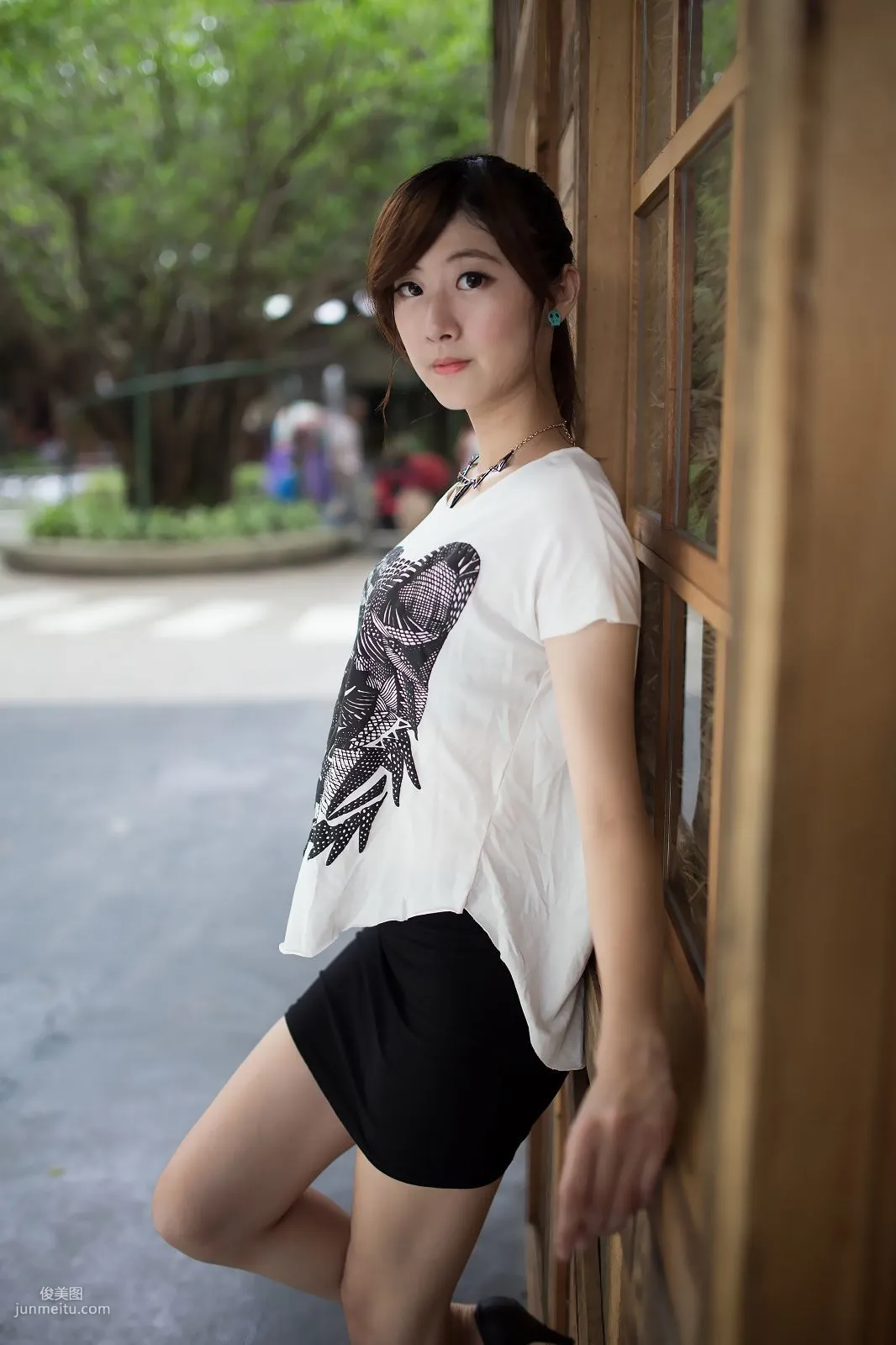 Taiwan Model Queena / Lin Mojing, Park Outdoor Shoot Photo Set photo 27
