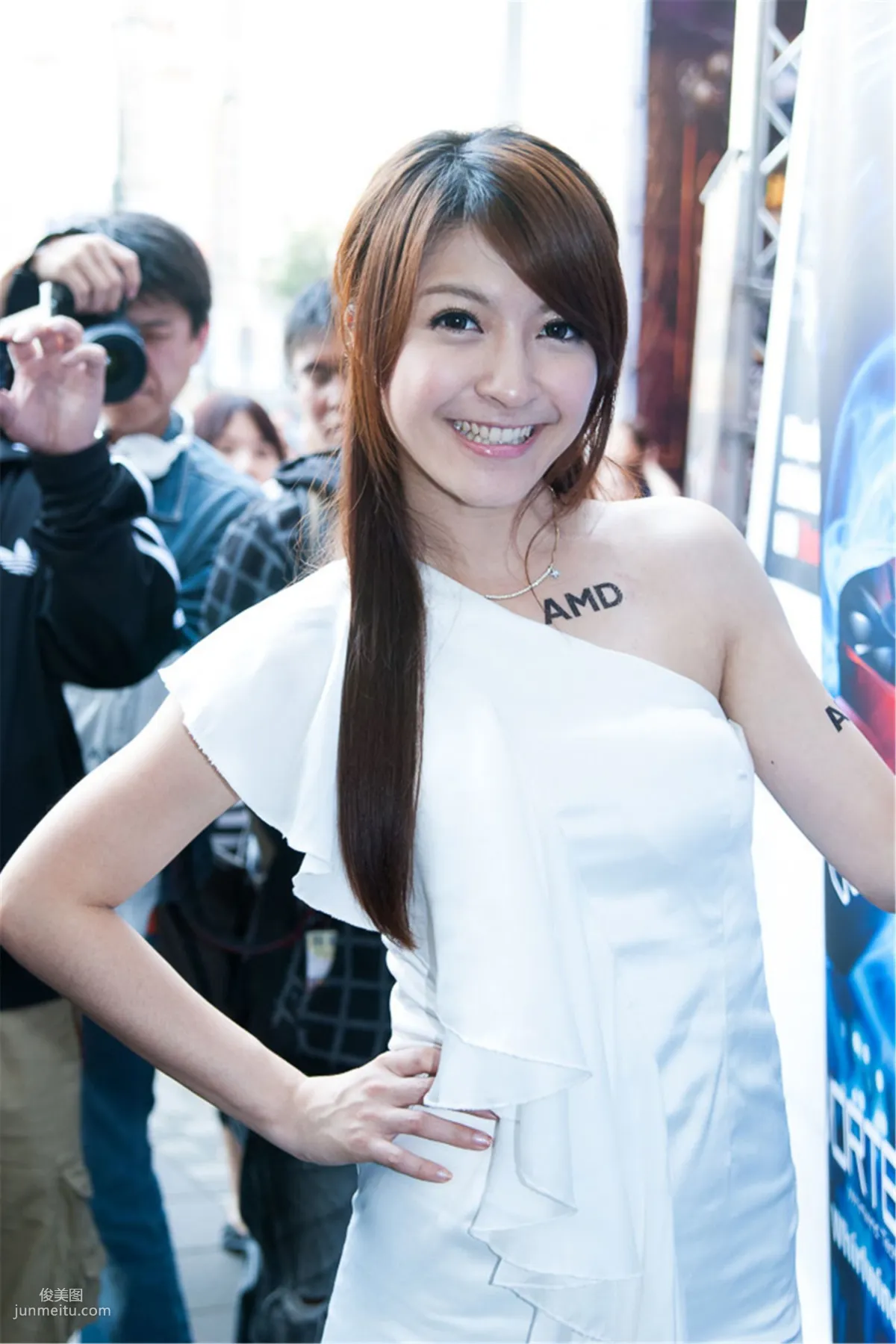Taiwan Model Bei Bei 'Guanghua Market AMD Booth' HD Set photo 13