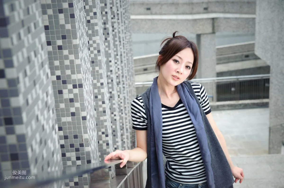 Zhang Kaijie, Yonghe No.4 Park Outdoor Shoot Photo Set photo 43