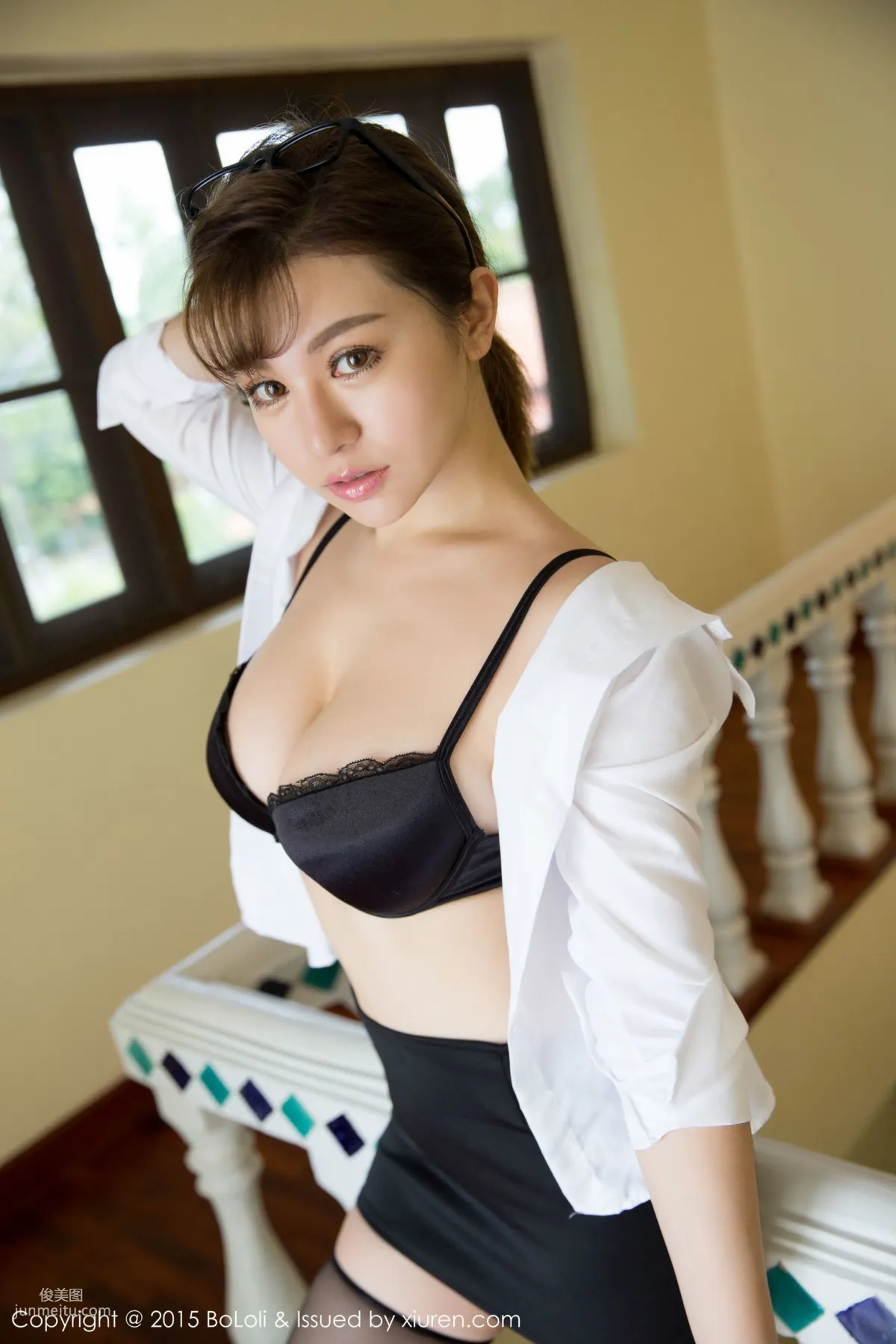 Liu Yaxi 'Phuket Travel Shoot' Starring Sexy Female Teacher Series: Black Stockings Uniform Seduction [Boluoshe] Vol.078 Photo Set photo 46