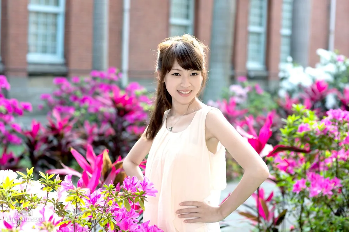 Taiwan Model Ariel, Pure and Cute Outdoor Shoot Photo Set photo 8