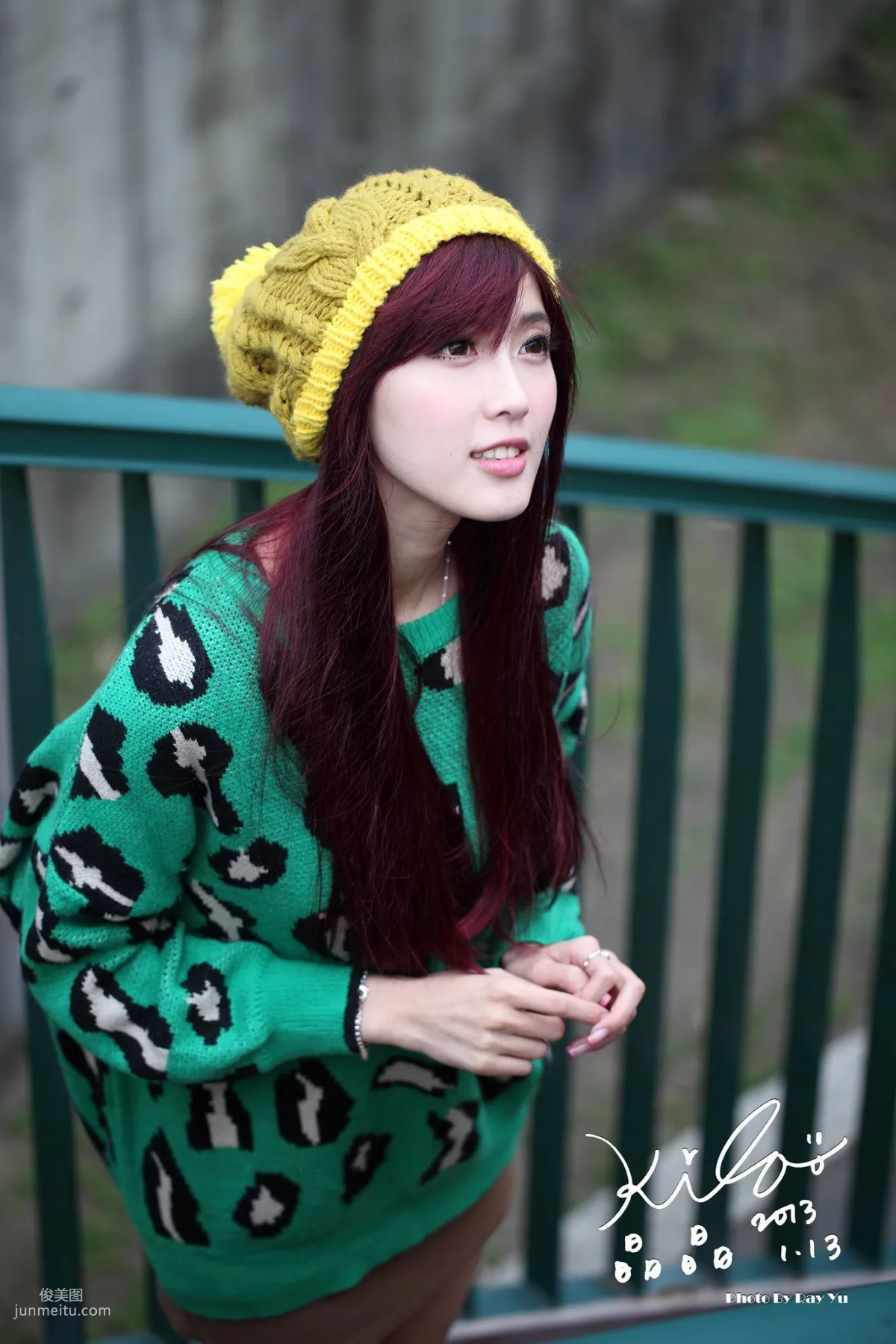 Taiwan Model Liao Tingling/Kila Jingjing, Green Long Coat + Long Boots, Street Snap Photo Set photo 28