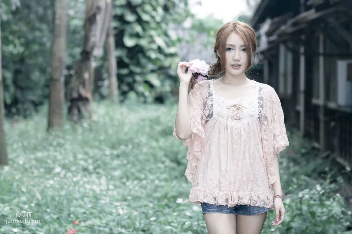Taiwan Goddess Syuan Zhao Yun, Zhishan Garden Outdoor Photo Set photo 22