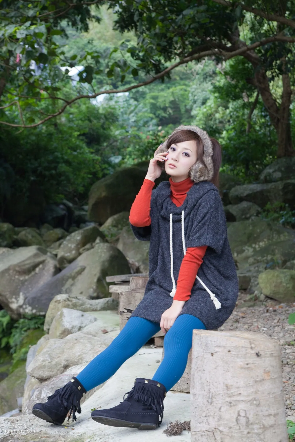Mikako, Shuangxi Park + Indigenous Park Part I Photo Set photo 38
