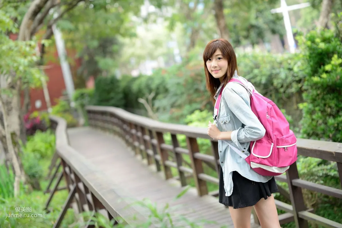 Taiwan Beauty Lin Mojing/Queena 'Junior Schoolmate Era' Photo Set photo 17