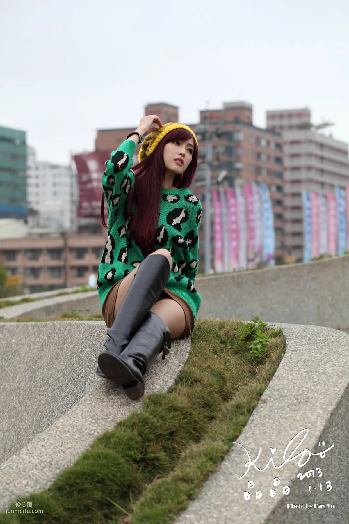 Taiwan Model Liao Tingling/Kila Jingjing, Green Long Coat + Long Boots, Street Snap Photo Set photo 59